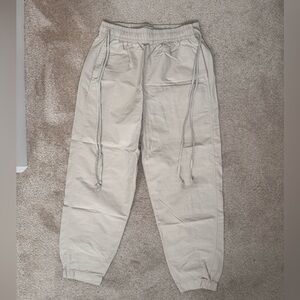 Women’s Beige Cargo Pants